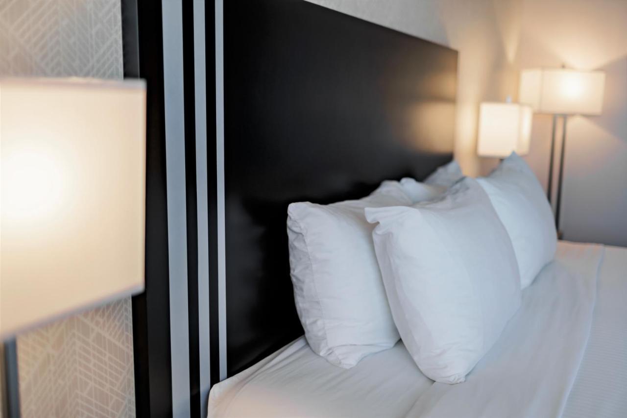 Park Inn By Radisson Edmonton Airport ليدوك المظهر الخارجي الصورة